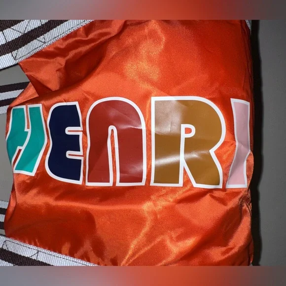 Henri Bendel Colorblock Logo Nylon Barrel Duffel – NWOT! 🧡 Collector item! - Picture 6 of 13